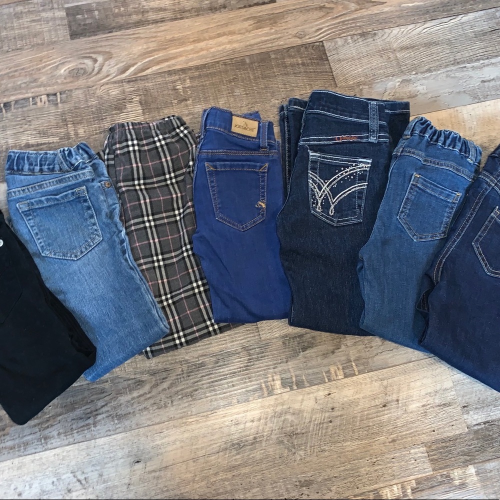 ~*Large Bundle of Girl’s Clothing 5T-6T*~